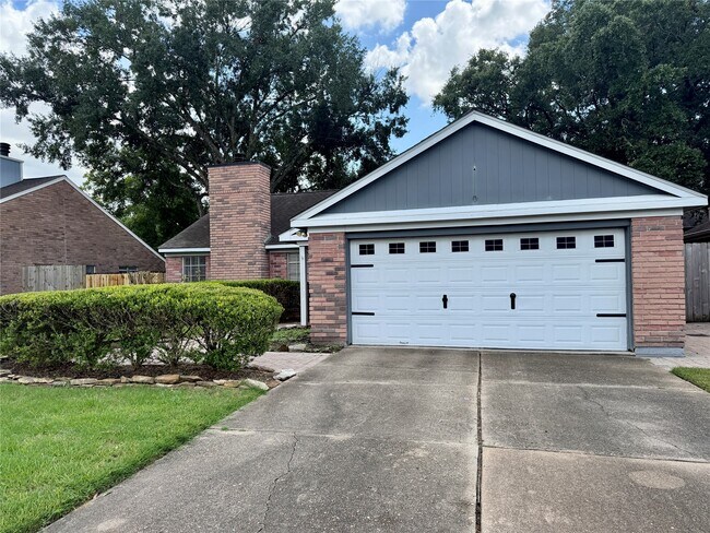 Foto del edificio - 11223 Willow Field Dr