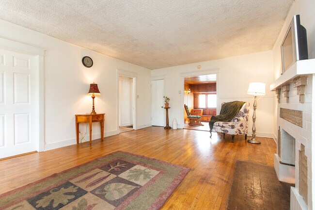 Building Photo - 3464 Perlita Ave