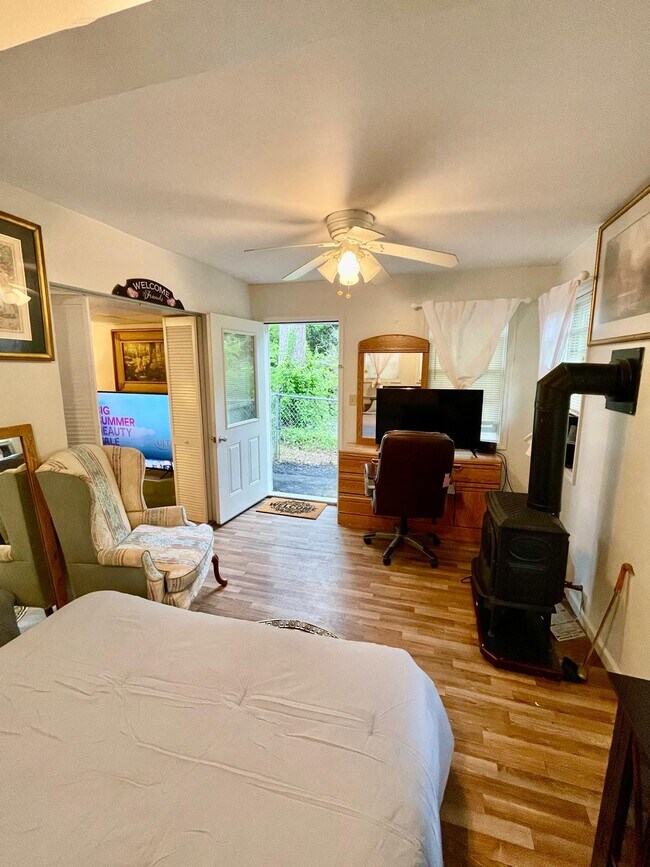 Foto del edificio - 429 W Lawrence St