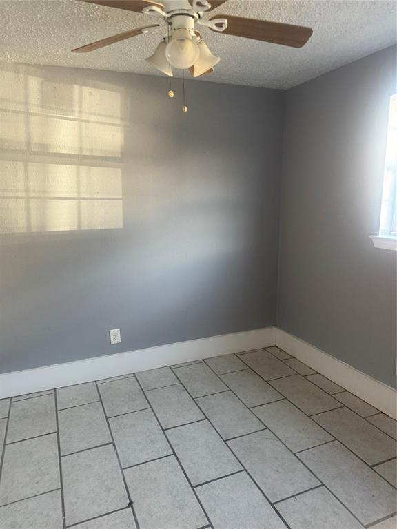 Primary Photo - 7018 Avenue F