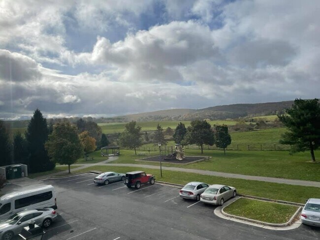 Foto del edificio - 14410 Stroubles Creek Rd