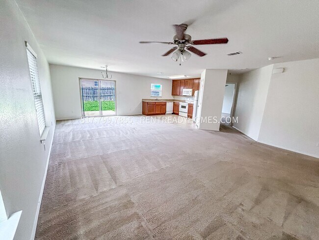 Building Photo - 604 Saddleway Dr