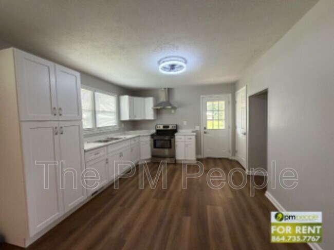 Building Photo - 119 Welborn Cir
