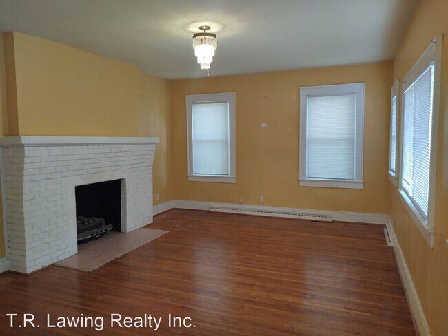 Building Photo - 3 br, 2.5 bath House - 618 East Marion Street