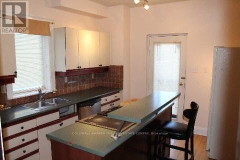 Photo du bâtiment - 450 Botsford St