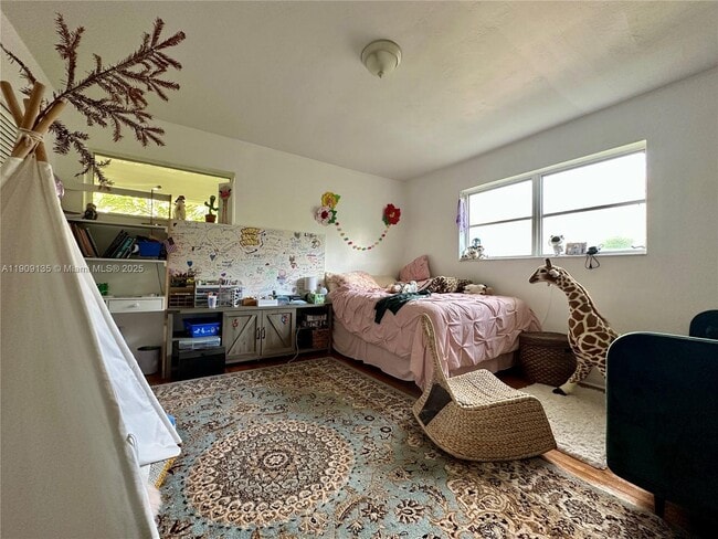 Foto del edificio - 1135 101st St