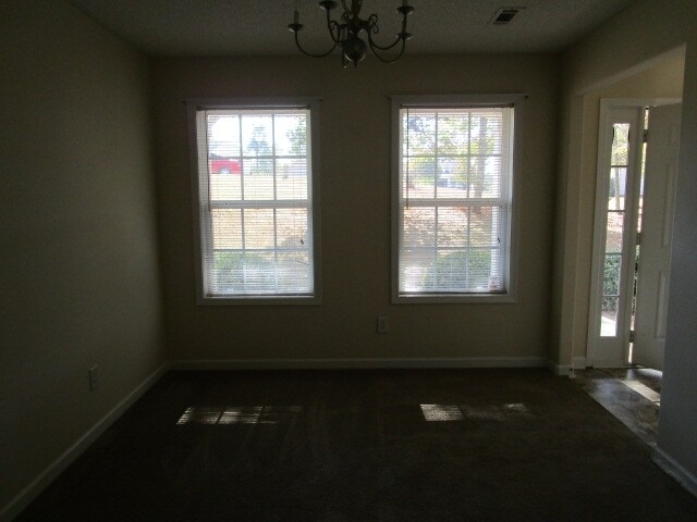 Building Photo - 408 Bradford Way