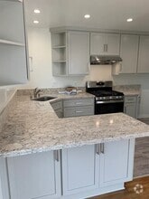 Building Photo - 1558 Riverside Dr