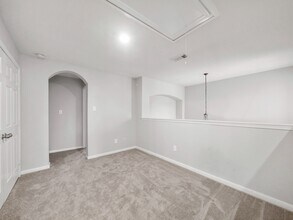 Building Photo - 17814 Arapaho Hill Ln