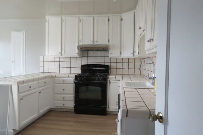 Foto del edificio - 489 Monterey