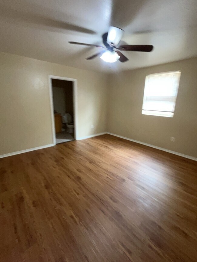 Foto del edificio - Wonderful 3/2/2 in Granbury ISD