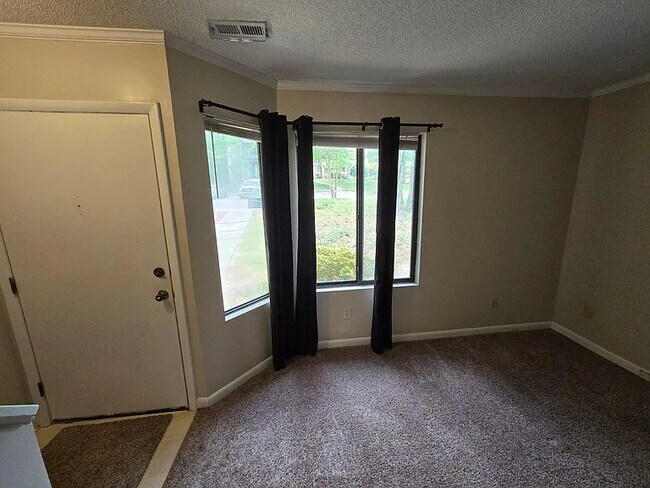 Building Photo - 6911 Staghorn Ln