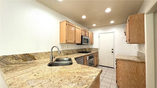 Building Photo - 7395 Stonebrook Pl