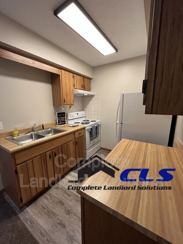 Foto del edificio - 1742 E Morgan Dr