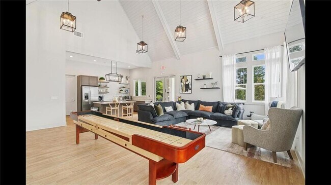 Foto del edificio - 3792 Oak Rdg Dr