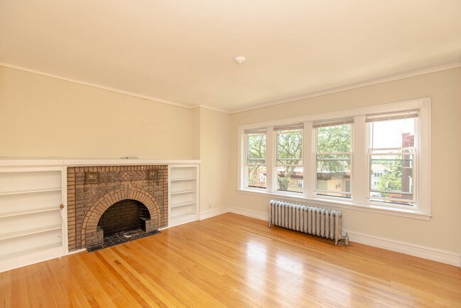 Foto del edificio - 4823 N Springfield Ave