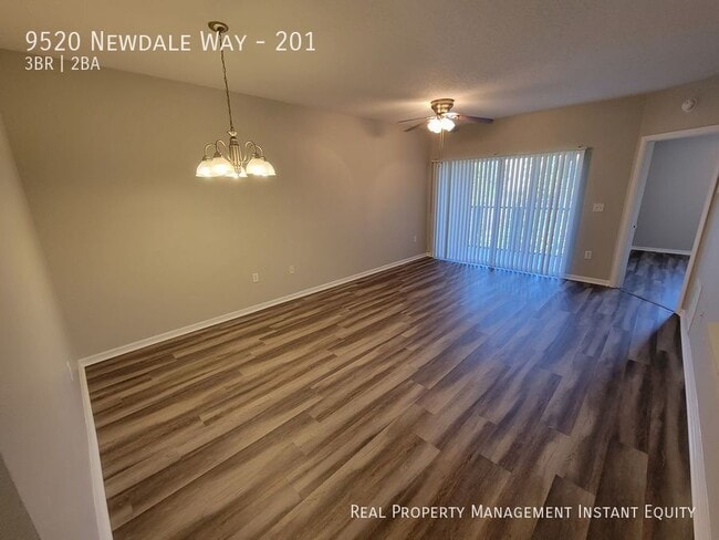 Building Photo - 9520 Newdale Way