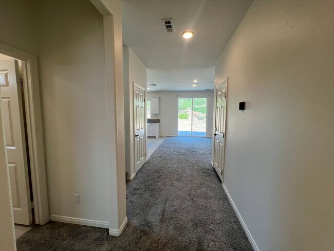 Foto del edificio - 20910 Barn Rd