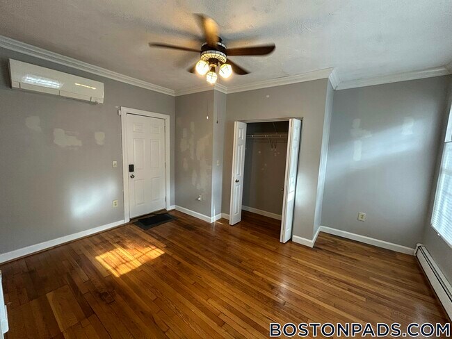 Foto del edificio - 120 Highland St