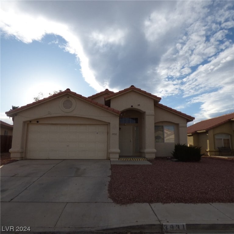 Primary Photo - 3931 McGregor Way