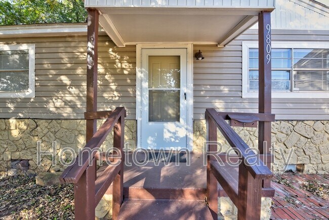 Building Photo - 9809 N McKinley Ave