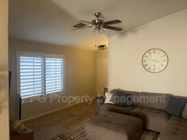 Foto del edificio - 16749 N 157th Ave