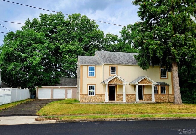Building Photo - 3222 Revere Rd