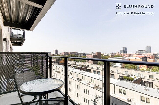 Foto del edificio - 1220 W Jackson Blvd