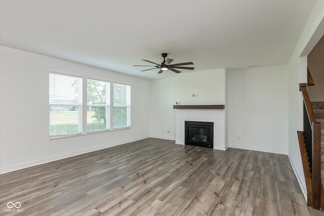 Building Photo - 3148 Hawking Ct