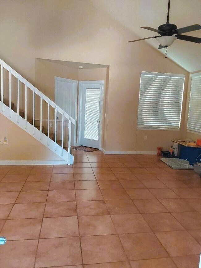 Foto del edificio - 2204 Chadwick Ct