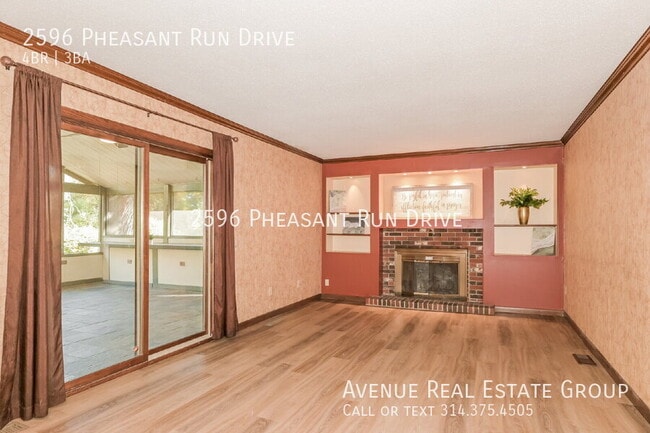 Building Photo - 2596 Pheasant Run Dr