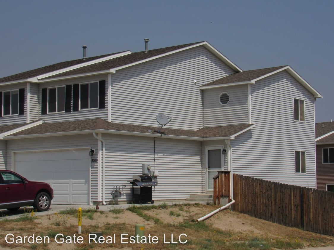 3265 Quivera River Rd, Casper, WY 82604 House Rental in Casper, WY