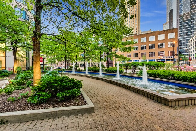 Foto del edificio - 400 N La Salle Dr