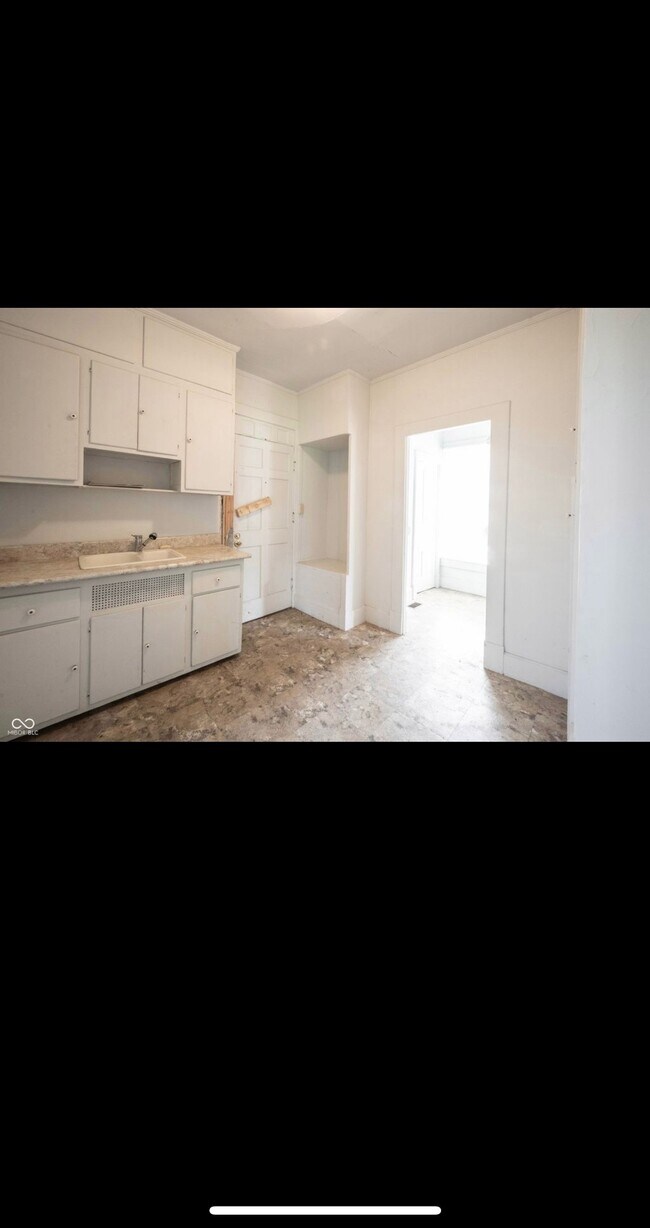 Foto del edificio - 4626 E Washington St