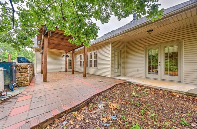 Building Photo - 1 Yarty Ln