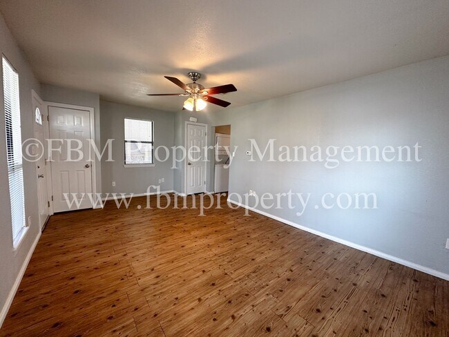 Building Photo - 603 Atchley - Cozy 1 Bedroom, 1 Bathroom H...
