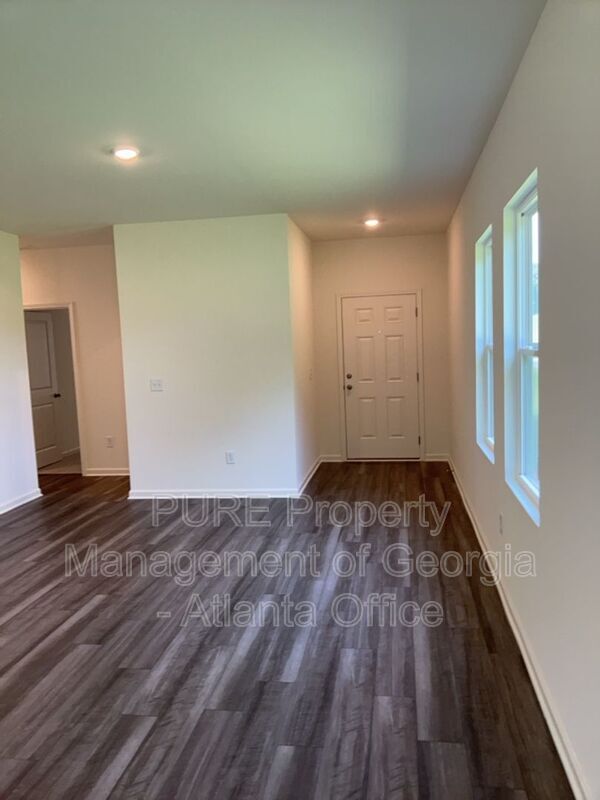Foto del edificio - 25 Crescent Blvd