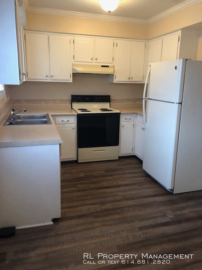 4742 Merrifield Pl, Upper Arlington, OH 43220 Condo for Rent in Upper