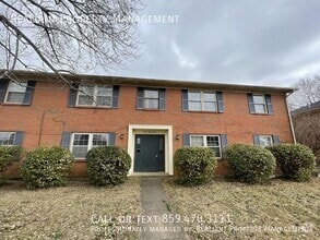 Building Photo - 425 Lenney Dr