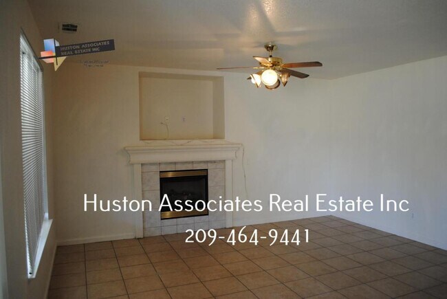 Foto del edificio - 9432 Snow Creek Circle