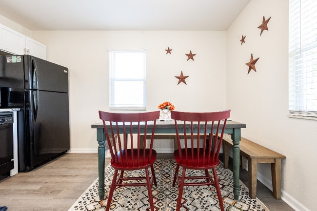 Foto del edificio - 1310 S Woodlawn Ave