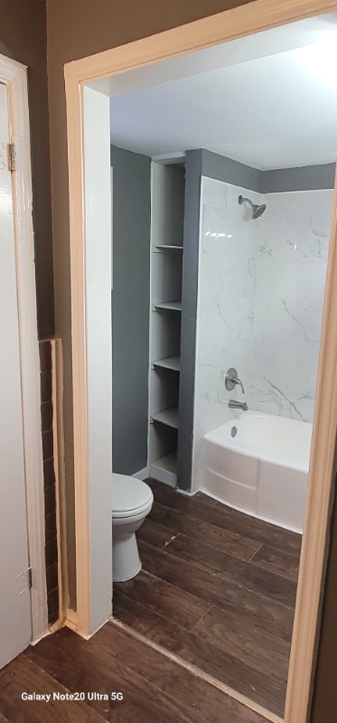 Building Photo - 2213 N 41st St