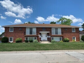 Building Photo - 7300 S 78th Ave