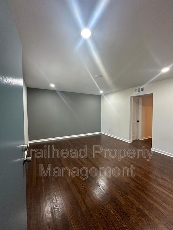 Building Photo - 6437 Brookside Rd