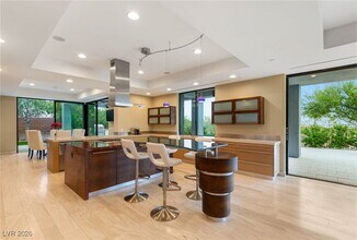 Building Photo - 98 Sun Glow Ln