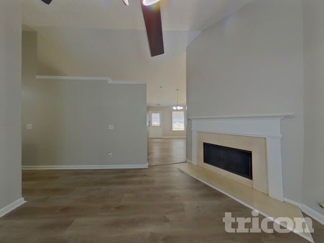 Building Photo - 5733 Partin Ln