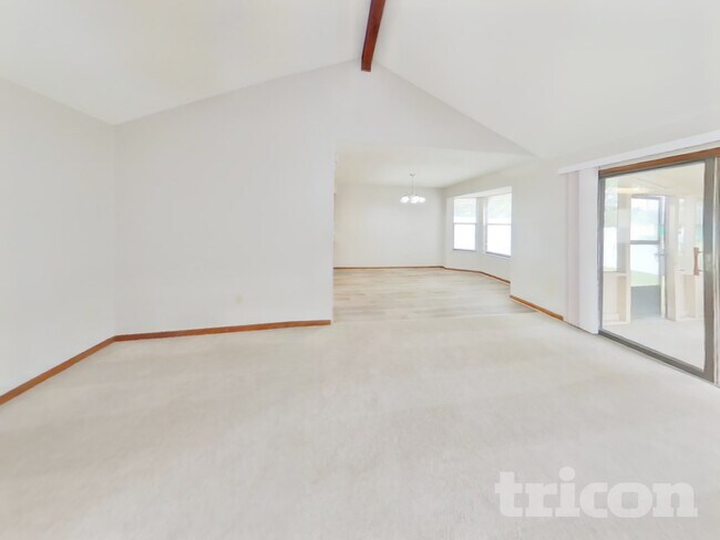 Foto del edificio - 10660 Squires Ct