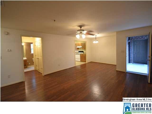 Building Photo - 185 Allen Dr