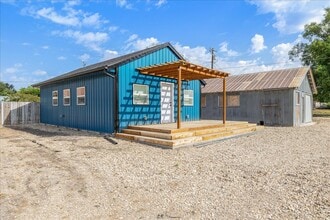 Building Photo - 205 N Fouch St