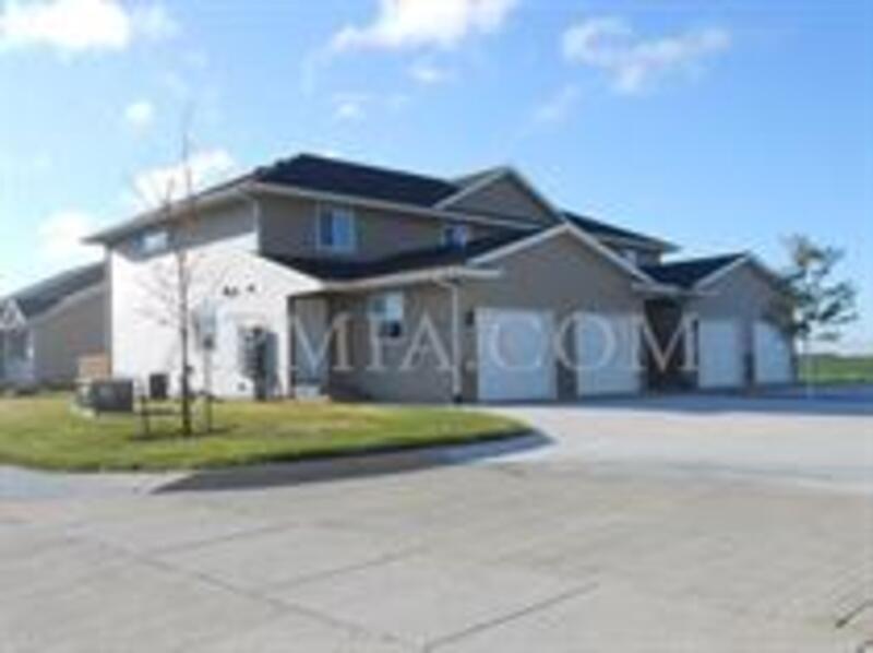 Primary Photo - 1121 Prairie Rose Dr SW
